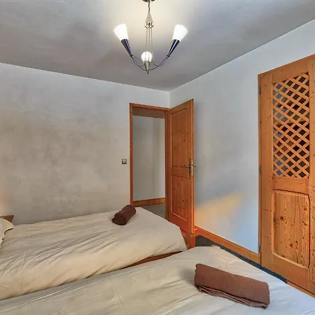 Burgundy: Vallet Appartement *